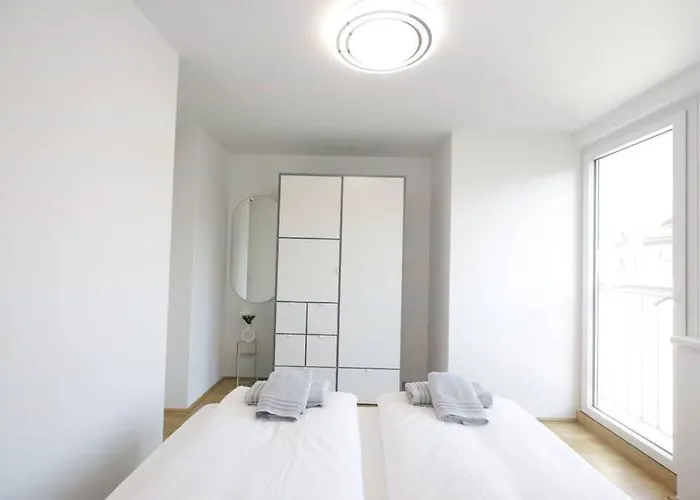 Moderne Unterkunft L Bg15